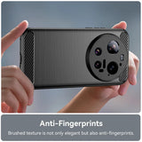 Xiaomi 17 Ultra - Anti-Fingerprint Brushed TPU Case with Raised Camera Protection